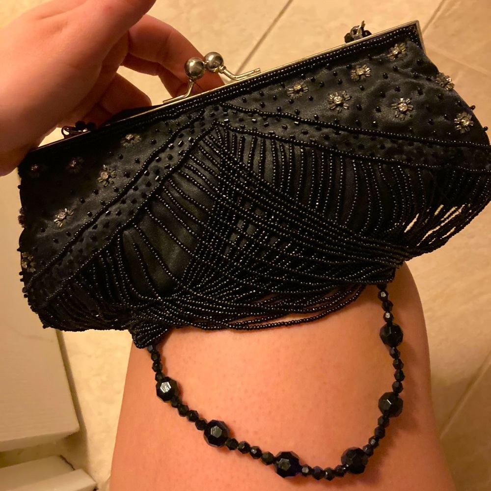 Unique & Beautiful Cache Bag - Picture 2 of 7